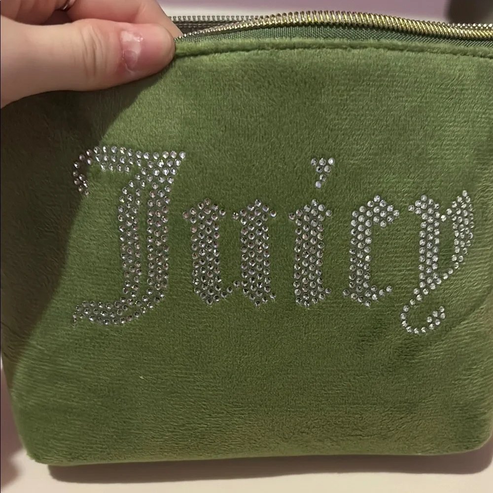 Juicy Couture Green Cosmetic Bag - Picture 3 of 6